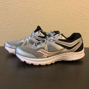 Women’s Saucony Cohesion 11 Sz 9